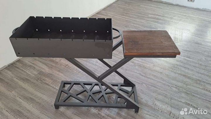 Мангал с крышкой