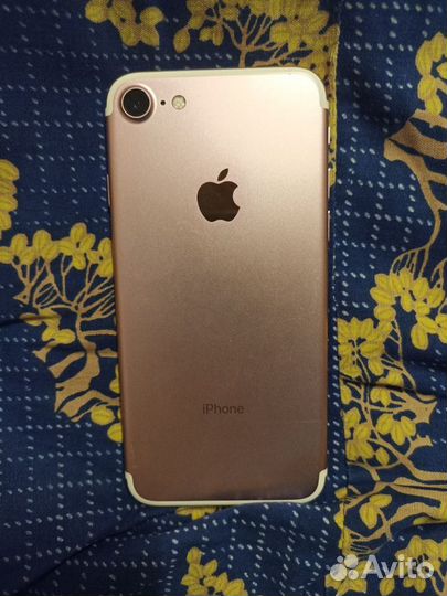 iPhone 7, 32 ГБ