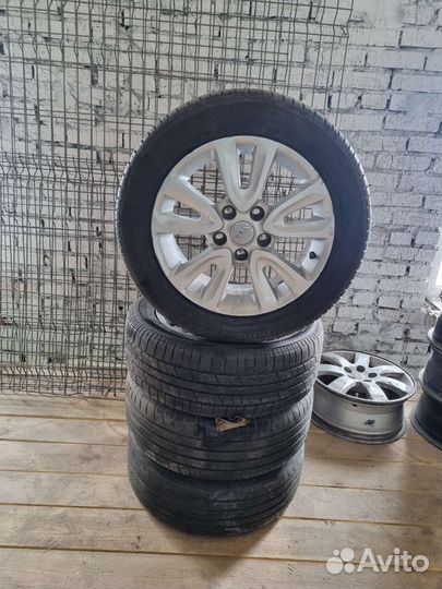 Диски c резиной 205/55R16. KIA-Hyundai 52910-2K210