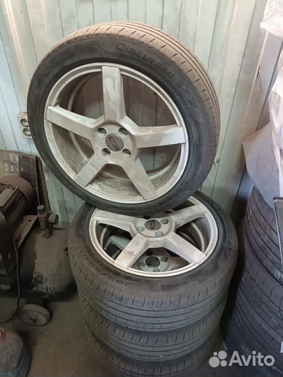 Продам комплект колёс р17