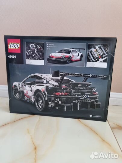 Lego Technic 42096 Porsche 911 RSR