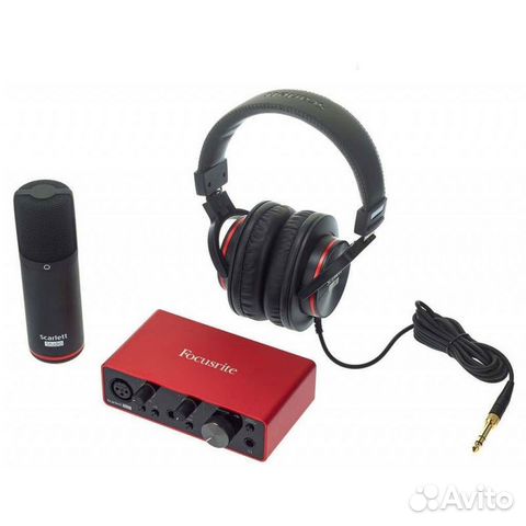 Внешняя звуковая карта Focusrite S Solo Studio 3