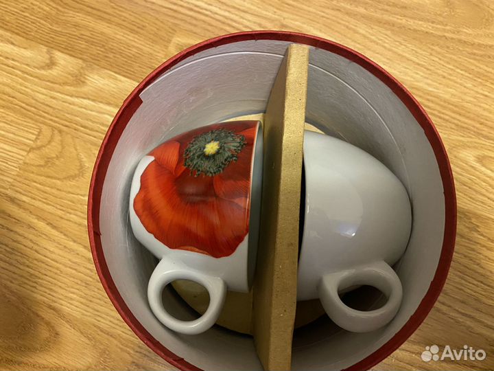 2 фарфоровых чайных пары