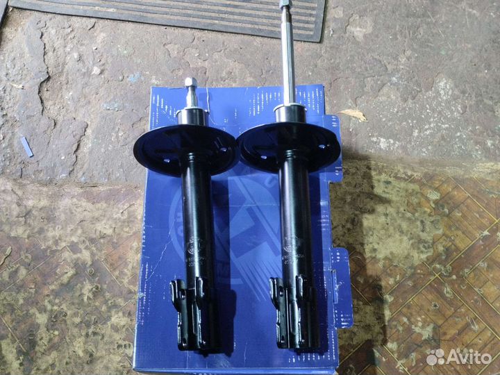 Стойки амортизаторные иж-ода 2126-2717