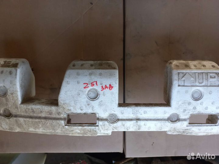 Абсорбер бампера задний Nissan Murano z51