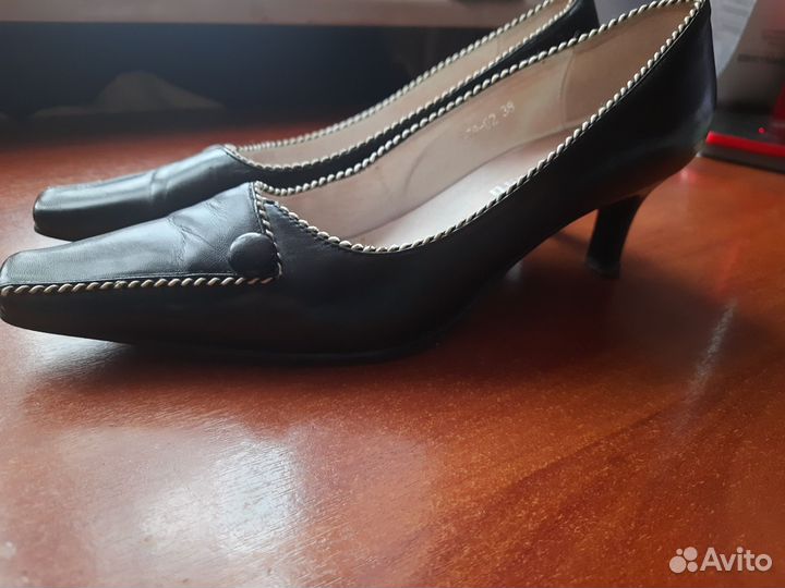 Туфли женские 38 размер натуральная кожа, классика