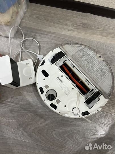 Робот-пылесос Xiaomi Mi Robot Vacuum-Mop