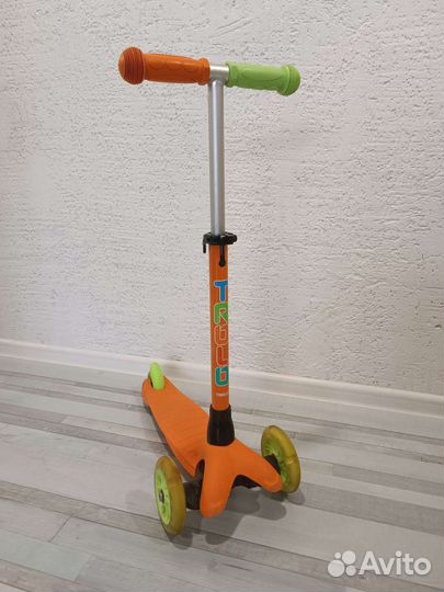 Самокат Trolo mini up