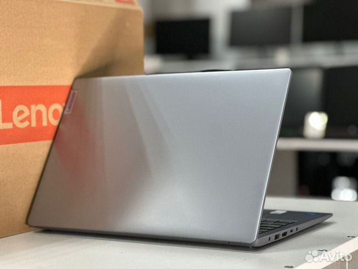 Ноутбук 15.6 новый I3-1305U 8/256 FHD