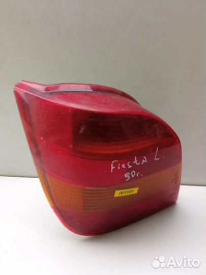 Фонарь задний левый Ford Fiesta 3