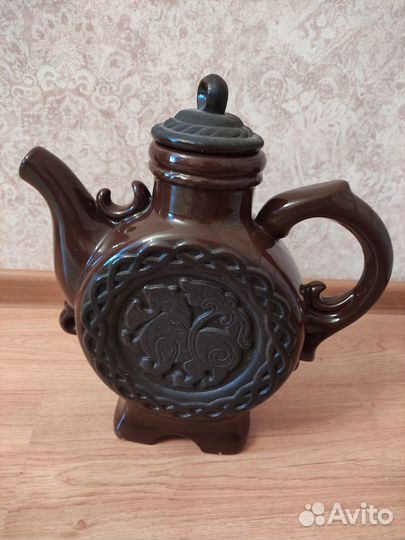 Графин, кувшин