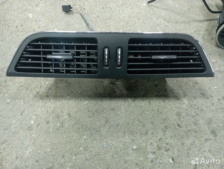 Воздуховоды дефлекторы салона Mercedes cls c219 w