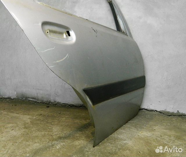 Дверь задняя правая Ford Fiesta 4