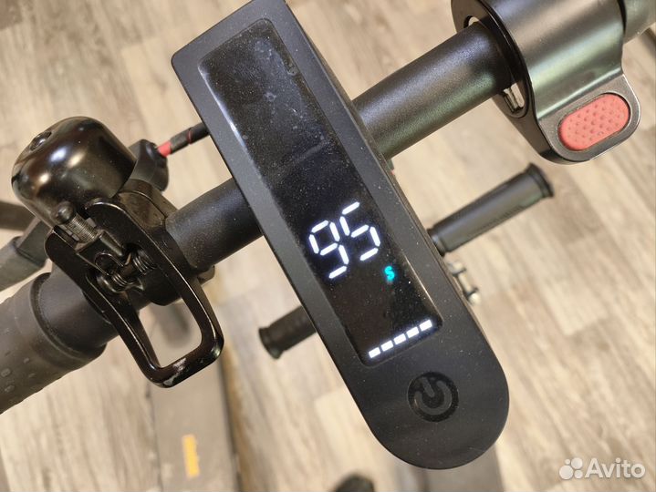 Электросамокат Xiaomi m365 pro 38км/ч