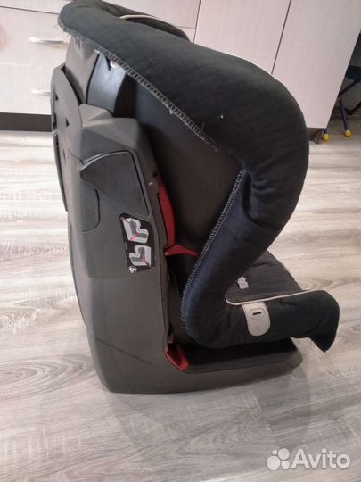 Детское кресло