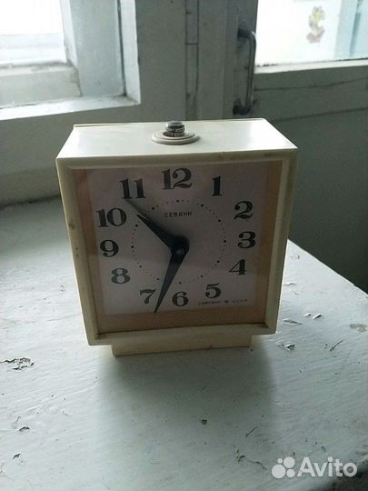 Настольные часы СССР