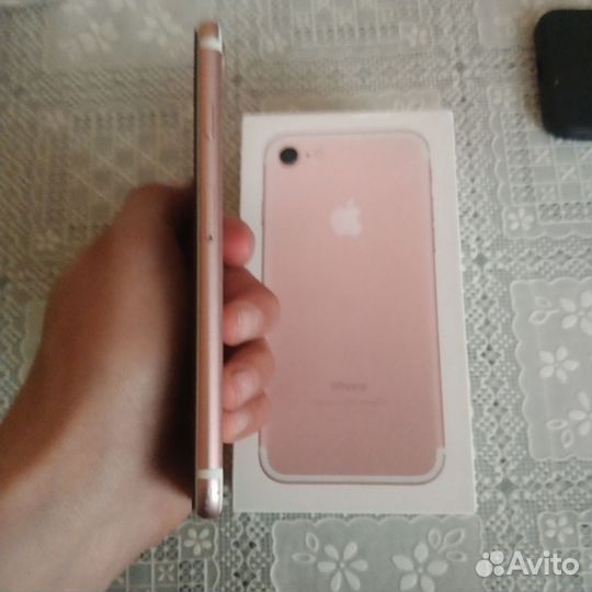 iPhone 7, 128 ГБ