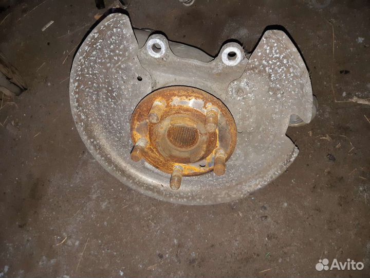 Land Rover Range Rover Evoque Кулак поворотный зад