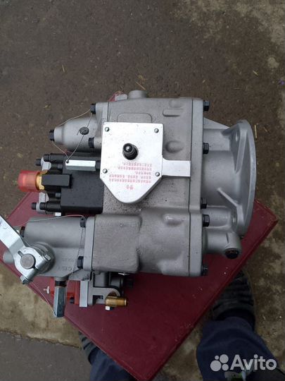 Топливный насос на Shantui