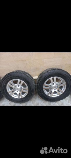 Nokian Tyres Hakkapeliitta SUV 5 265/65 R17
