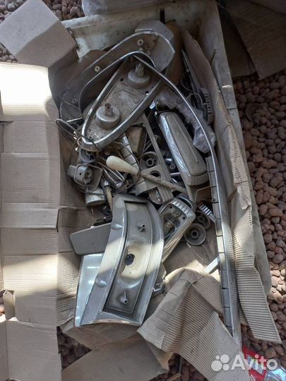 Запчасти на газ 21 волгу и газ 69 кузовщина