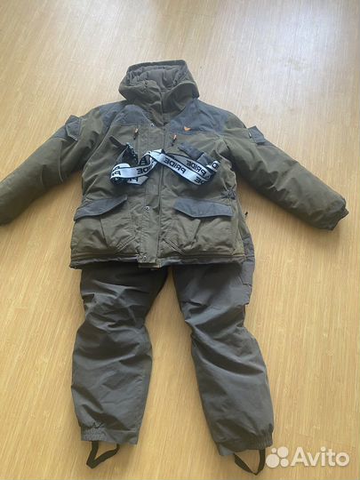 Зимний костюм для охоты и рыбалки