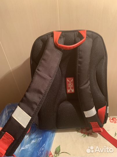 Портфель школьный для мальчика