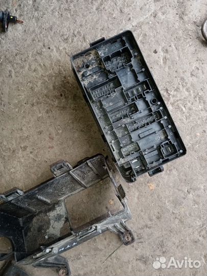 Блок предохранителей Шевроле Лачетти 09г 1.6 АКПП