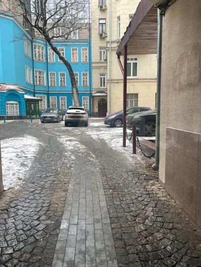 Помещение под галерею, салон, шоурум, 100 м²