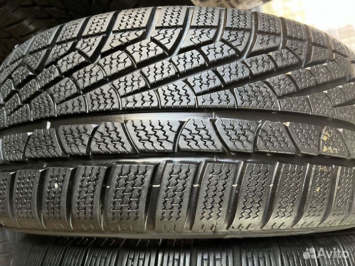 Pirelli Winter Sottozero 240 Serie II 255/40 R18