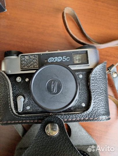 Пленочный фотоаппарат