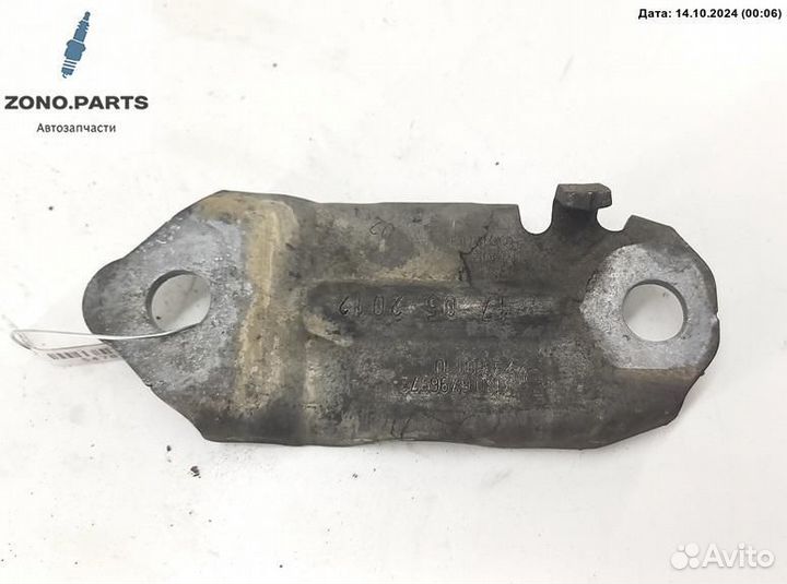 Крепление втулки стабилизатора переднего 6796972 на BMW 5 F10/F11 (2009-2017)