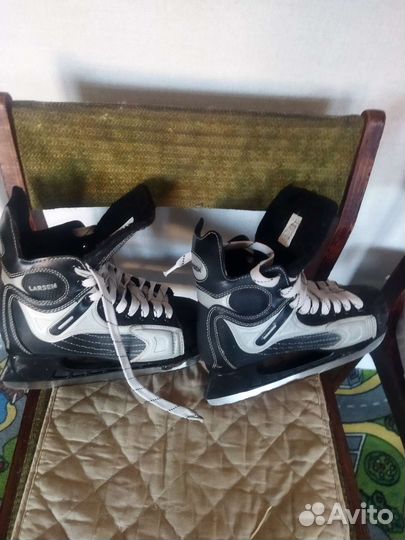 Коньки хоккейные