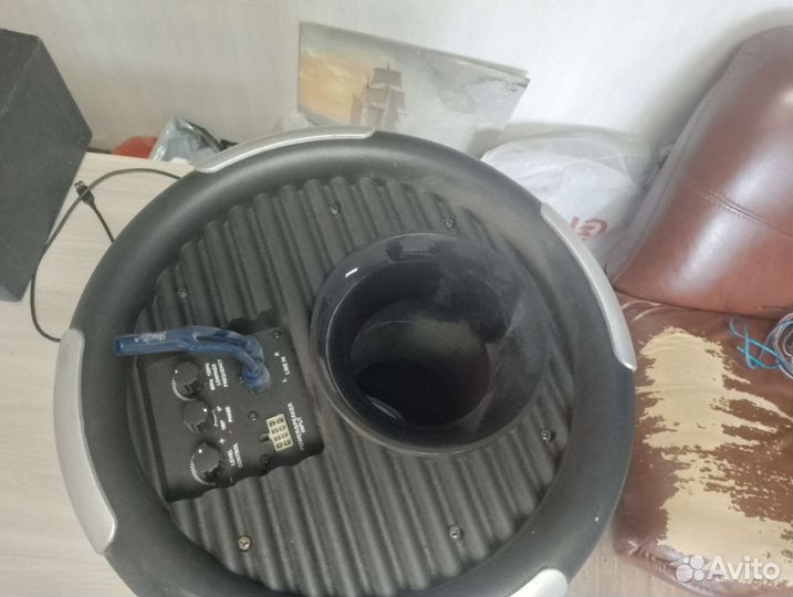 Активный сабвуфер