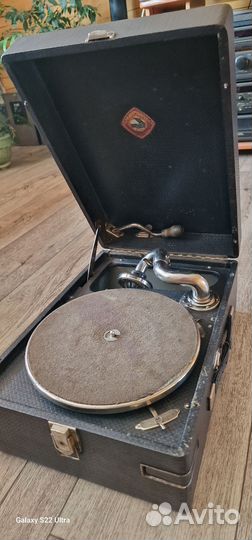 Патефон г.Красногвардейск довоенный 1941 год