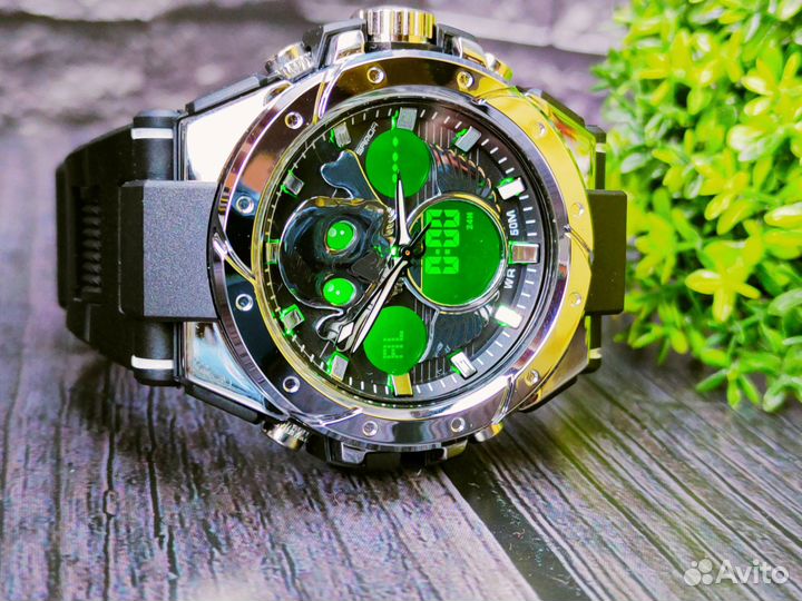 Мужские спортивные часы