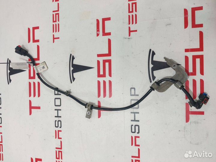 Электропроводка суппорта (ручника) Tesla Model Y