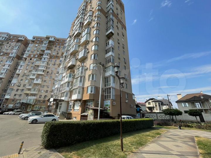 Офис выезде в жилой массив, 75.6 м²