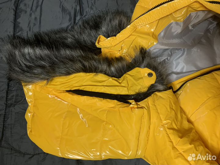 Пуховик на девочку