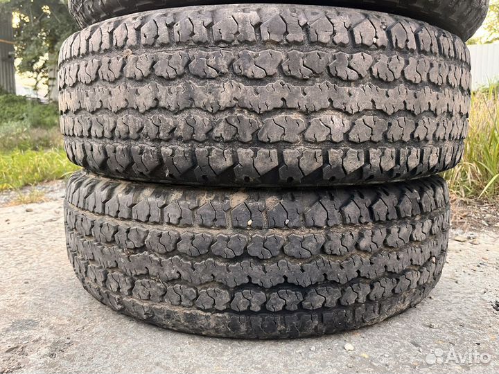 Medved Я-555 235/75 R15 105S