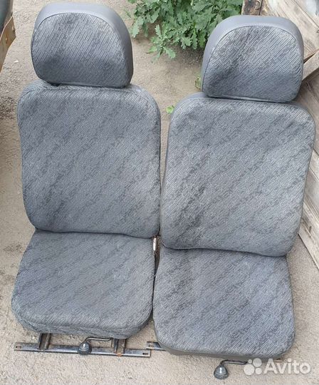 Передние сиденья УАЗ 452 буханка