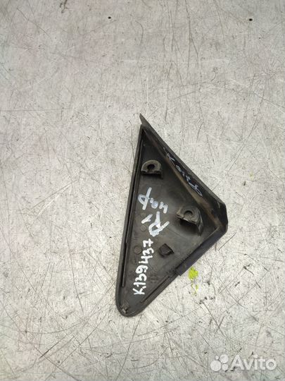 Накладка крыла правая передняя Ford Fusion