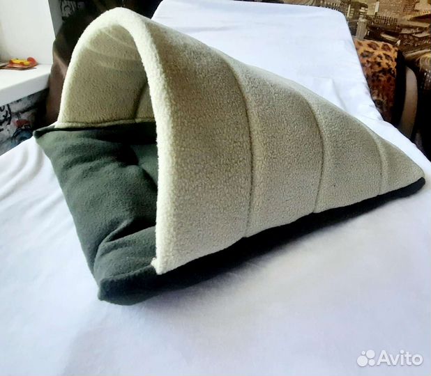 Лежанка, домик для кошки/собаки