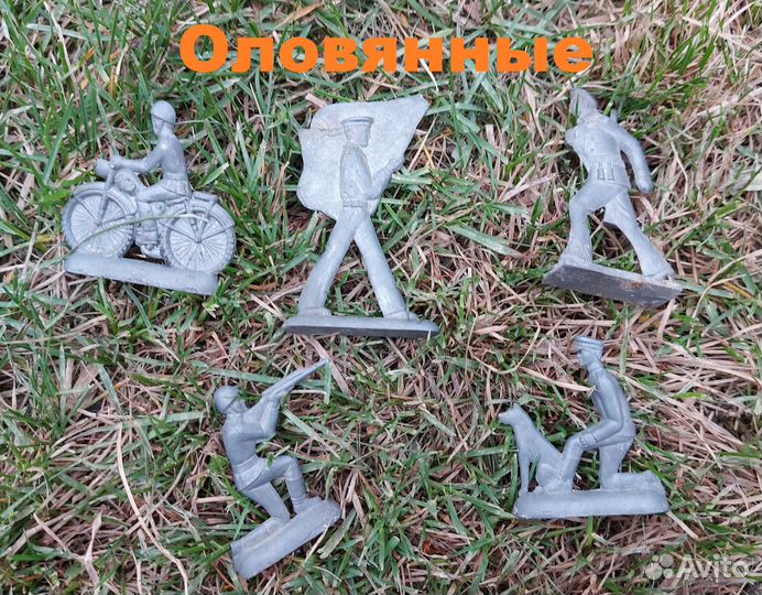 31 солдатик из СССР (Пластмассовые и оловянные)