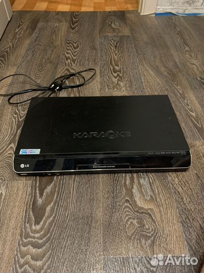 DVD плеер LG karaoke dks-7600