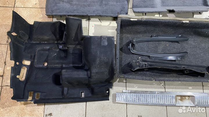 Обшивка багажника в сборе Mercedes Benz W210