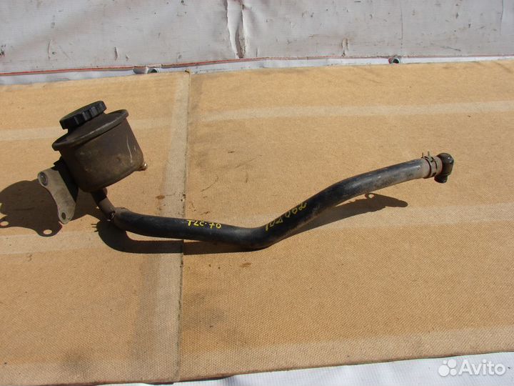 Бачок гур Toyota Land Cruiser 70 90г