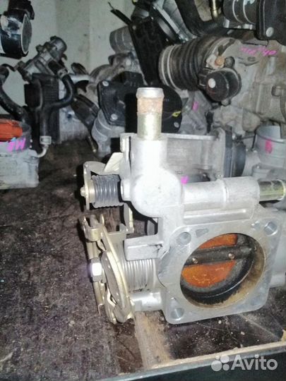 Дроссельная заслонка на nissan wingroad whny10 SR1