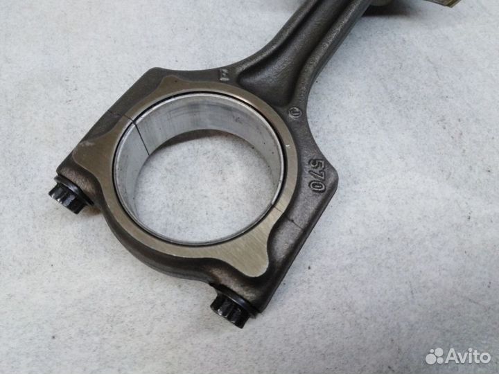 Поршень с шатуном 11257601181