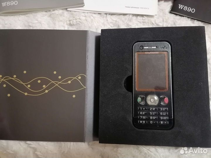Sony Ericsson W890i